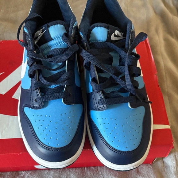 Dunks - Picture 3 of 6